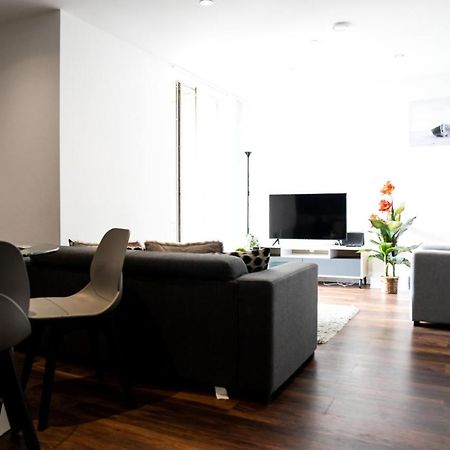 Onpoint Apartments - Spacious 2 Bedroom Apt - City Centre With Balcony 맨체스터 외부 사진