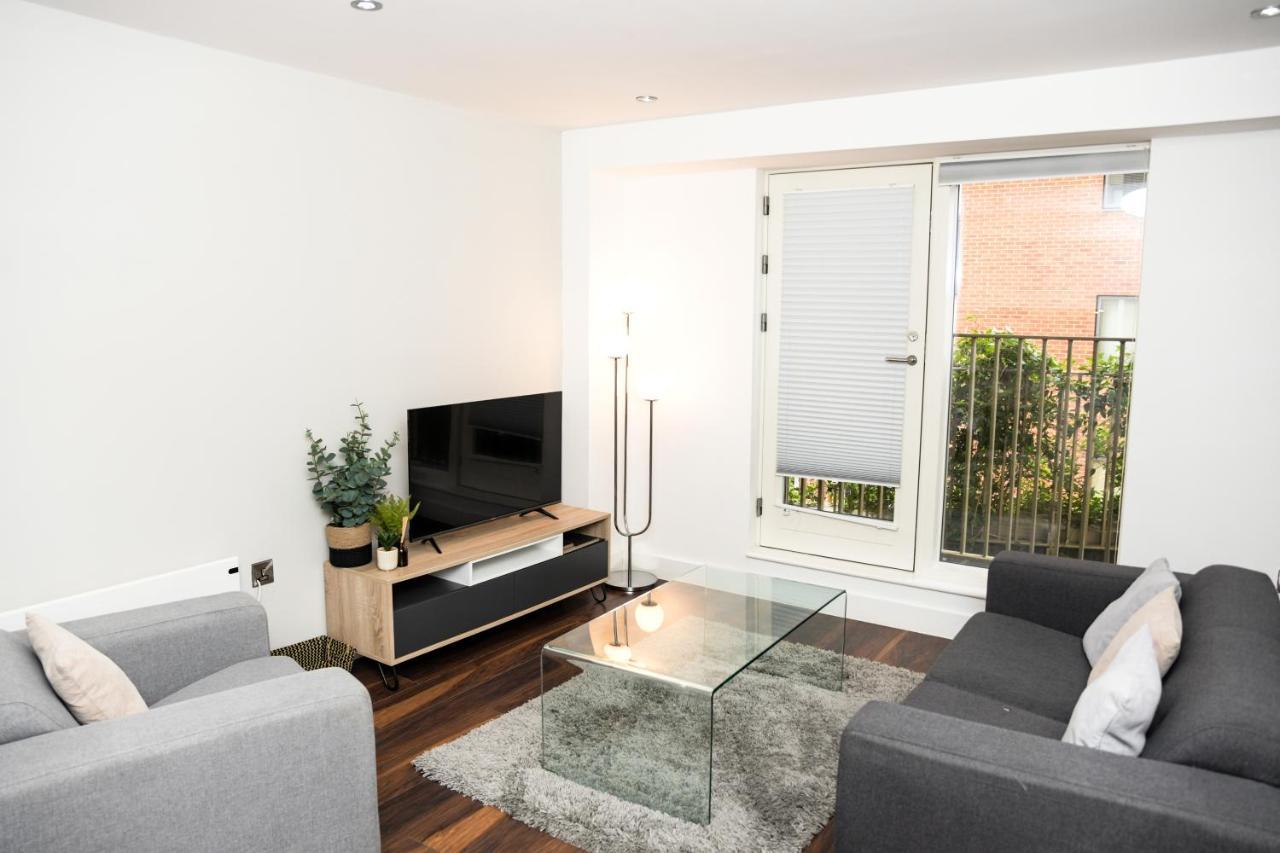Onpoint Apartments - Spacious 2 Bedroom Apt - City Centre With Balcony 맨체스터 외부 사진