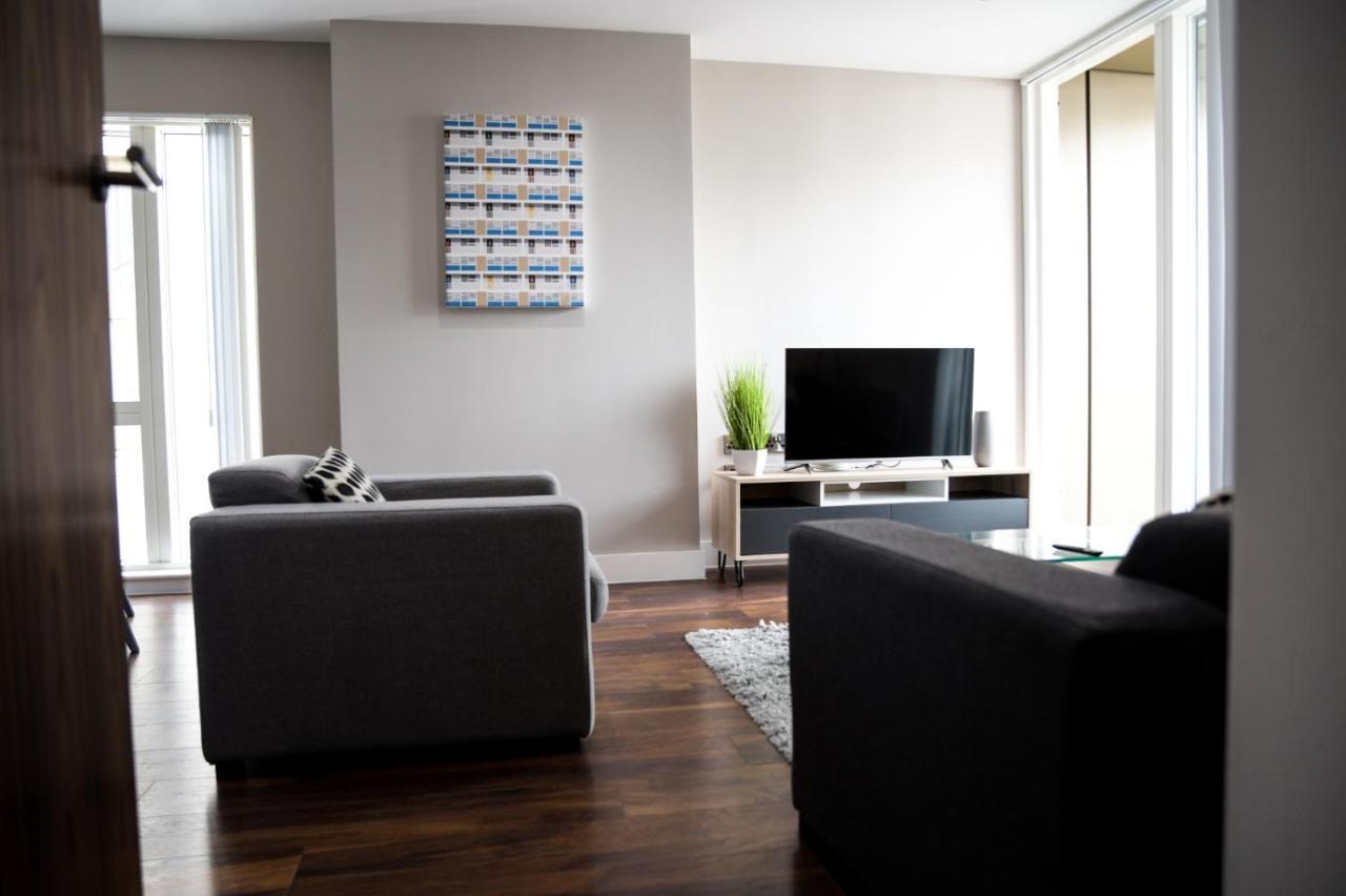 Onpoint Apartments - Spacious 2 Bedroom Apt - City Centre With Balcony 맨체스터 외부 사진