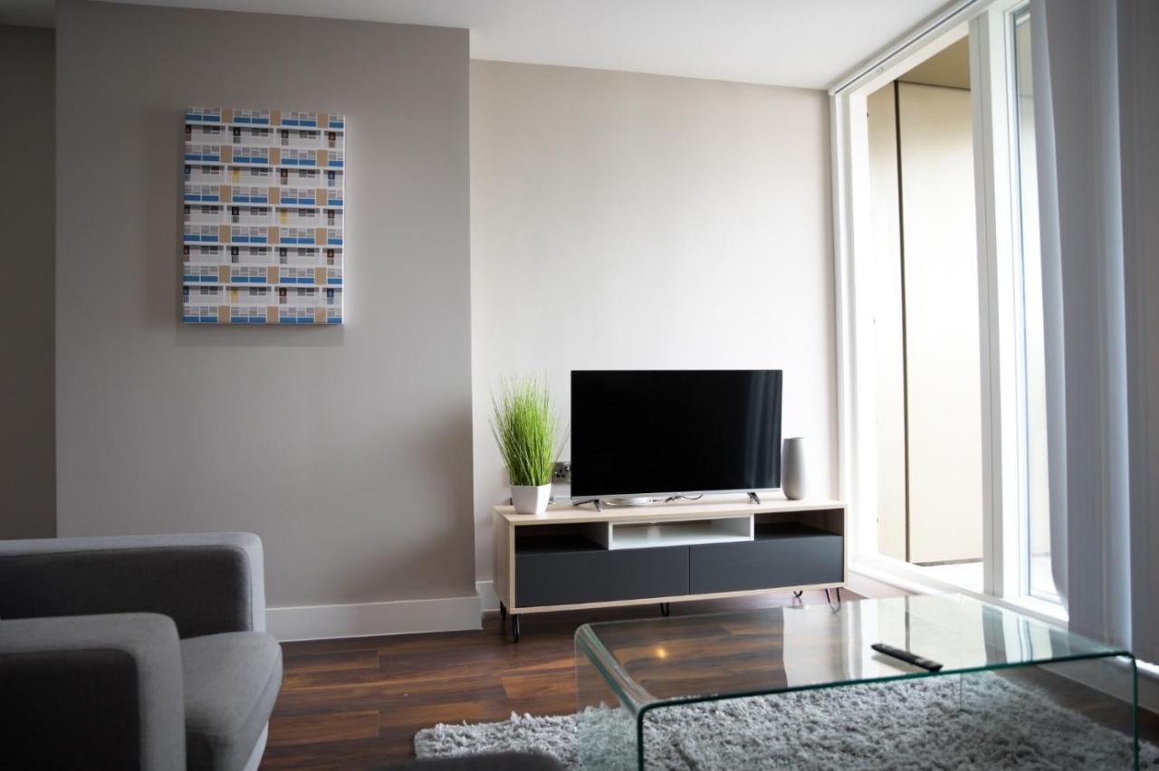 Onpoint Apartments - Spacious 2 Bedroom Apt - City Centre With Balcony 맨체스터 외부 사진