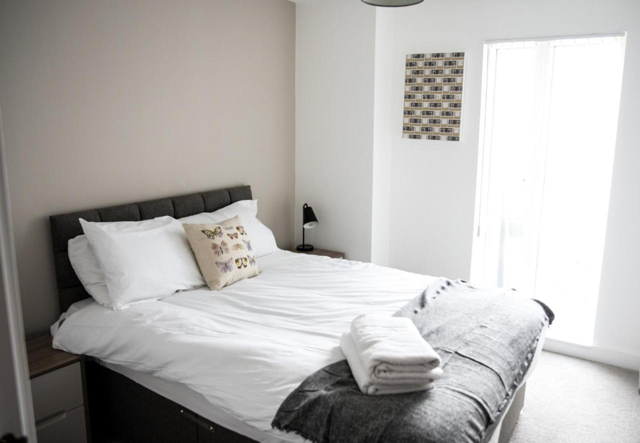 Onpoint Apartments - Spacious 2 Bedroom Apt - City Centre With Balcony 맨체스터 외부 사진