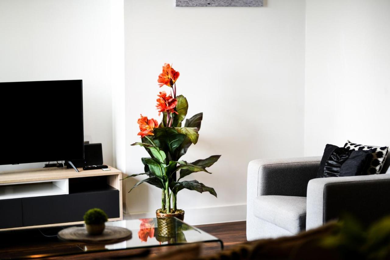 Onpoint Apartments - Spacious 2 Bedroom Apt - City Centre With Balcony 맨체스터 외부 사진